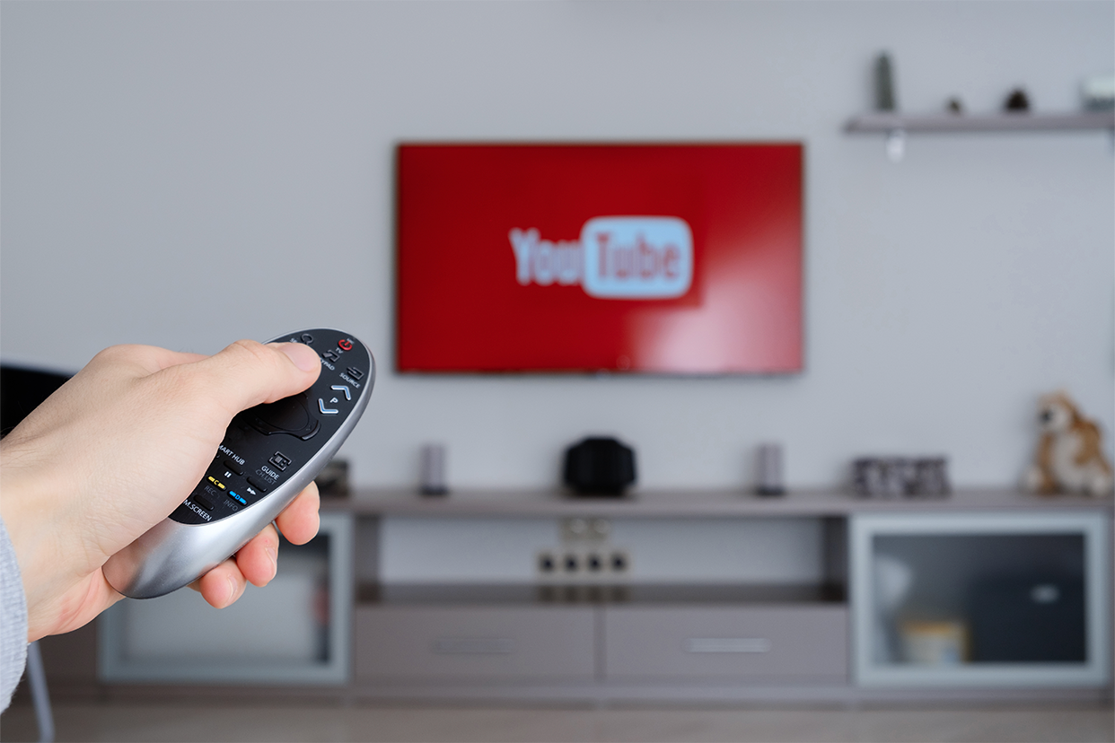 How to log out from YouTube on your TV? | Croma Unboxed